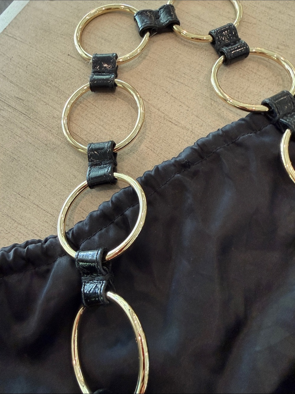 Yves Saint Laurent Black Patent Leather Shoulder Bag with Gold Ring Chain - Picture 4 of 6